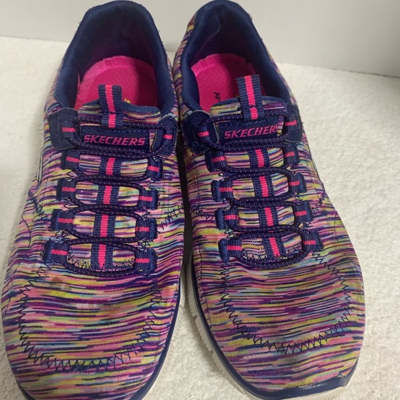 Skechers empire Rock relaxed Fit slip in Tennis Shoes size 6 - Picture 3 of 7